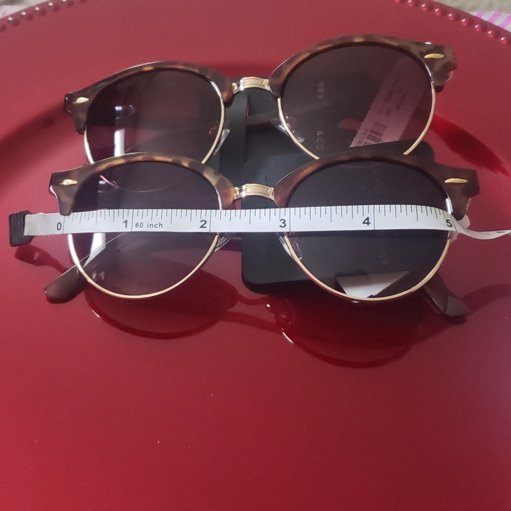 Special BOGO50% off NYC sunglasses 🕶 - Picture 7 of 9